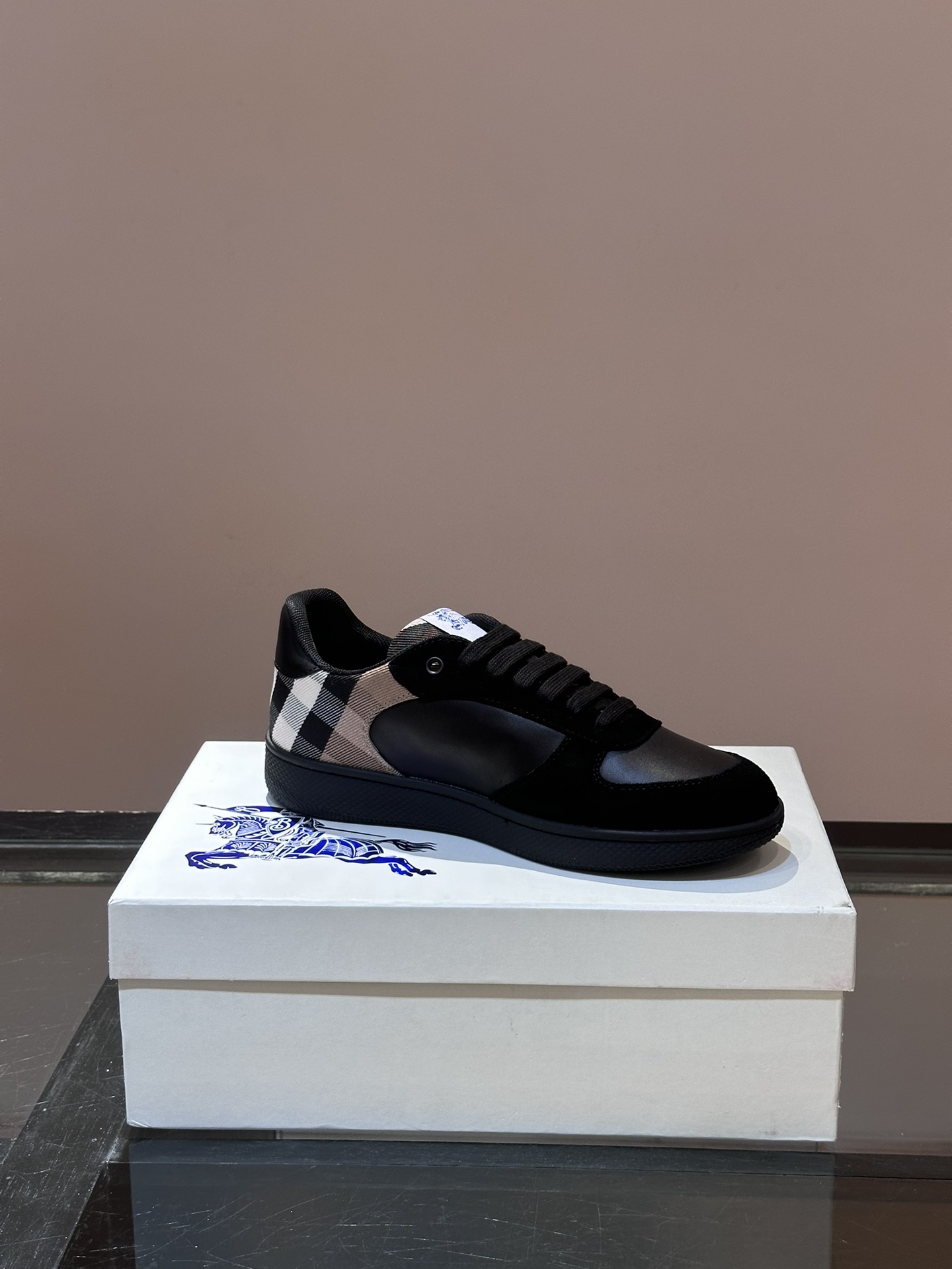 Burberry shoe