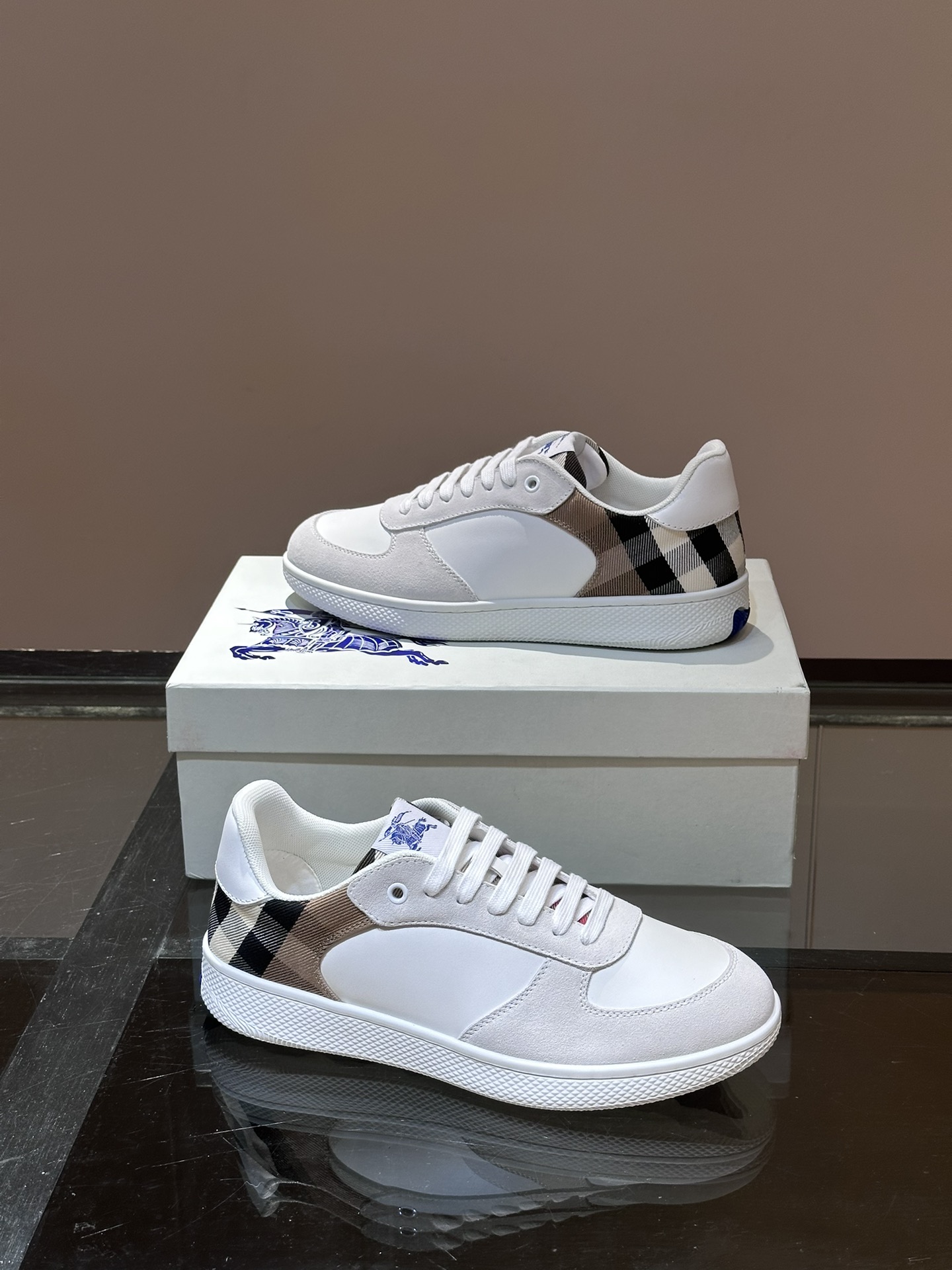 Burberry shoe