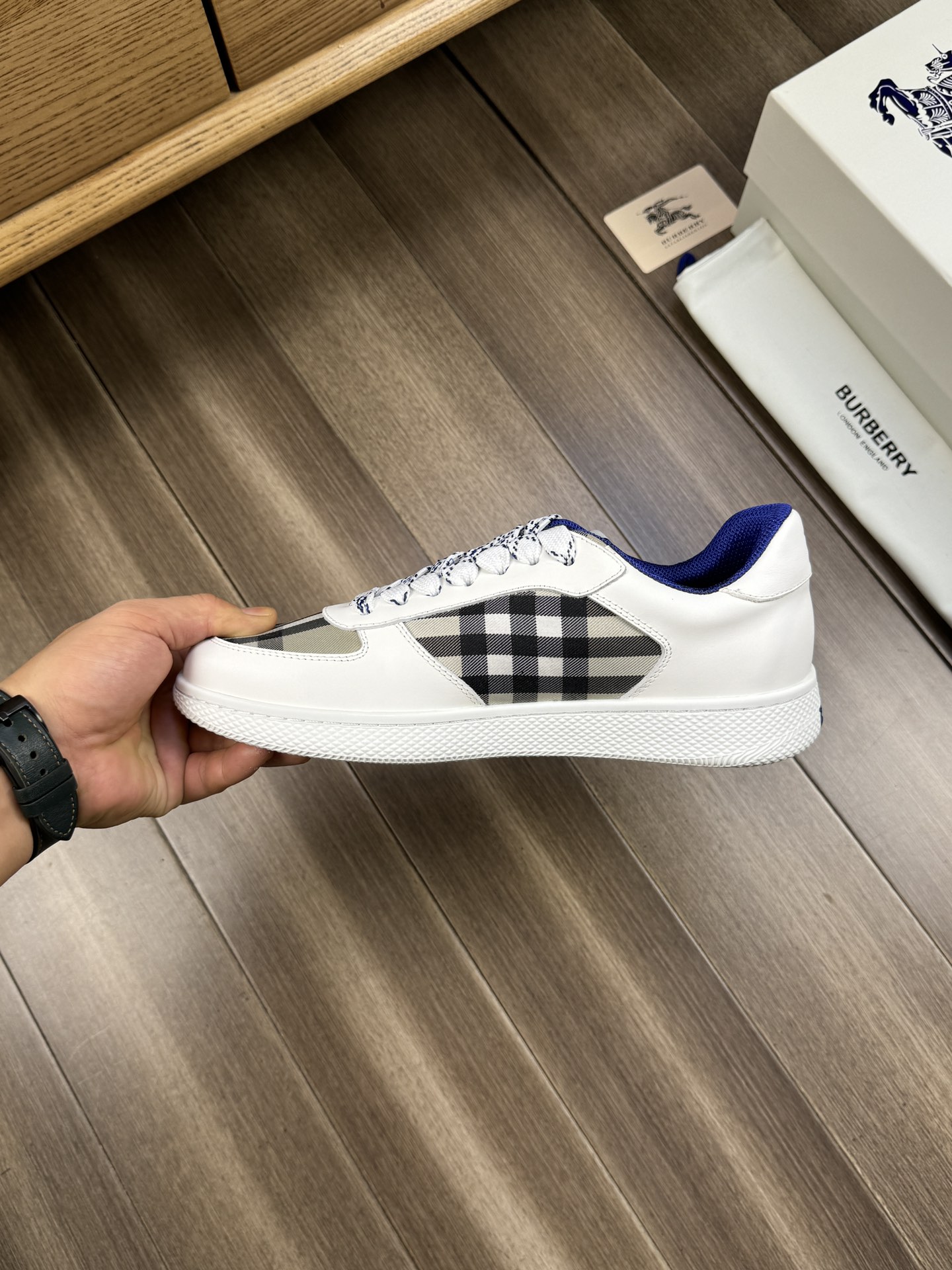 Burberry shoe