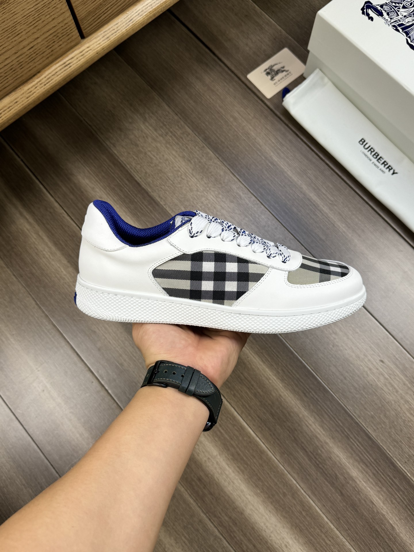 Burberry shoe