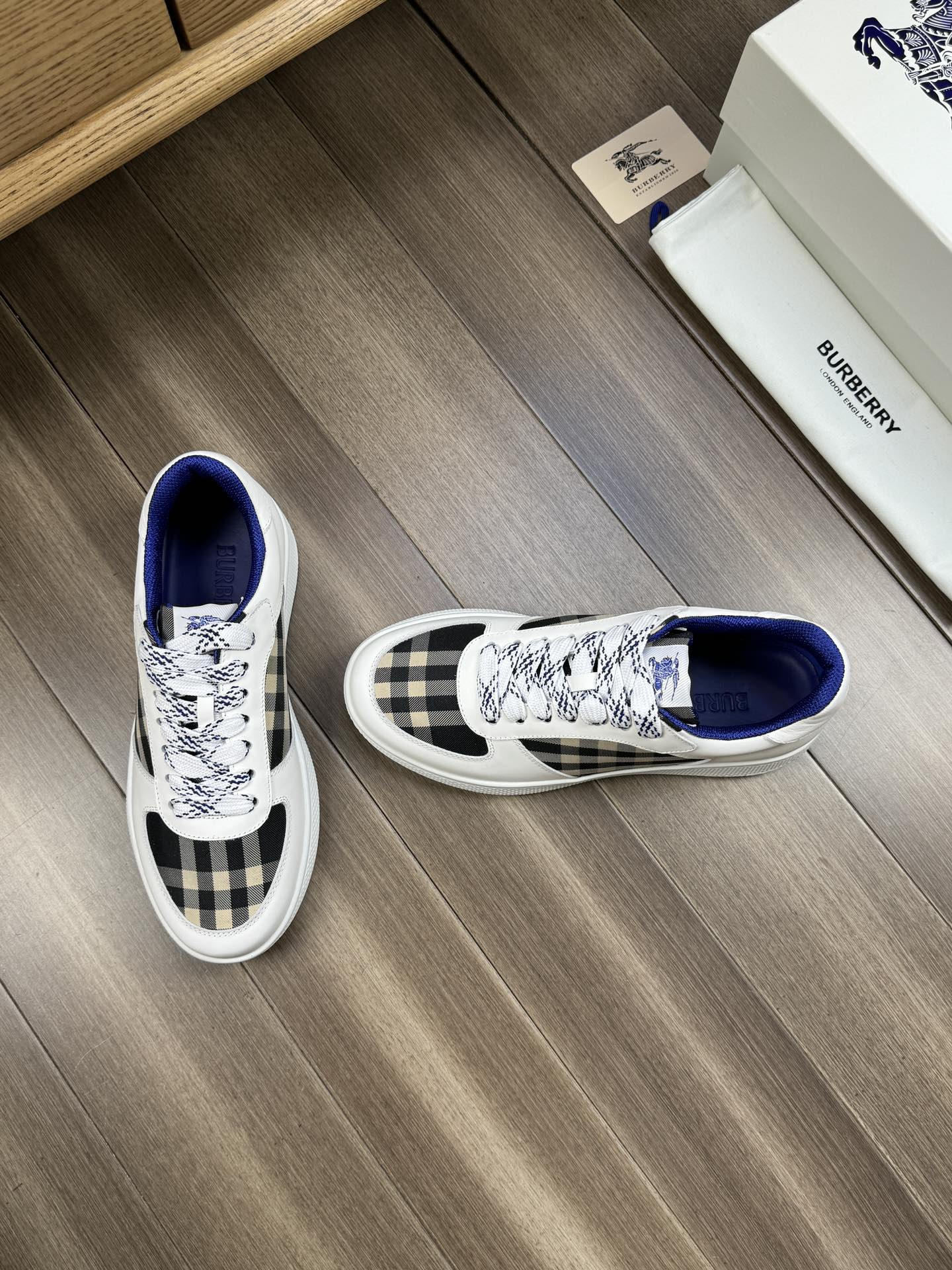 Burberry shoe