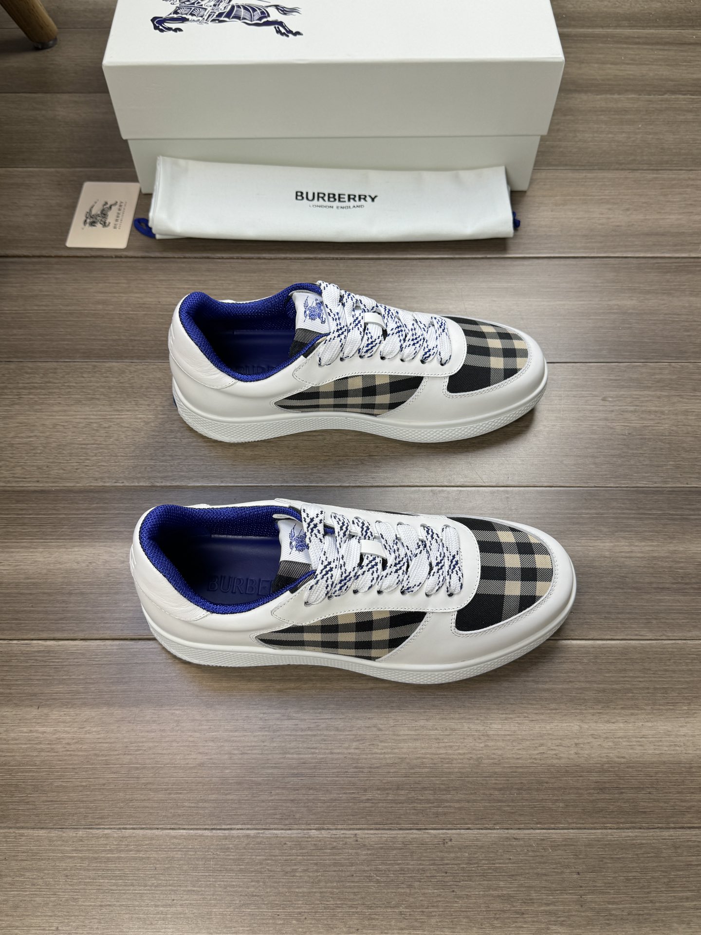 Burberry shoe