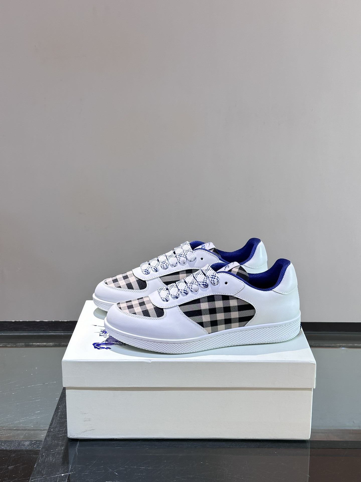 Burberry shoe