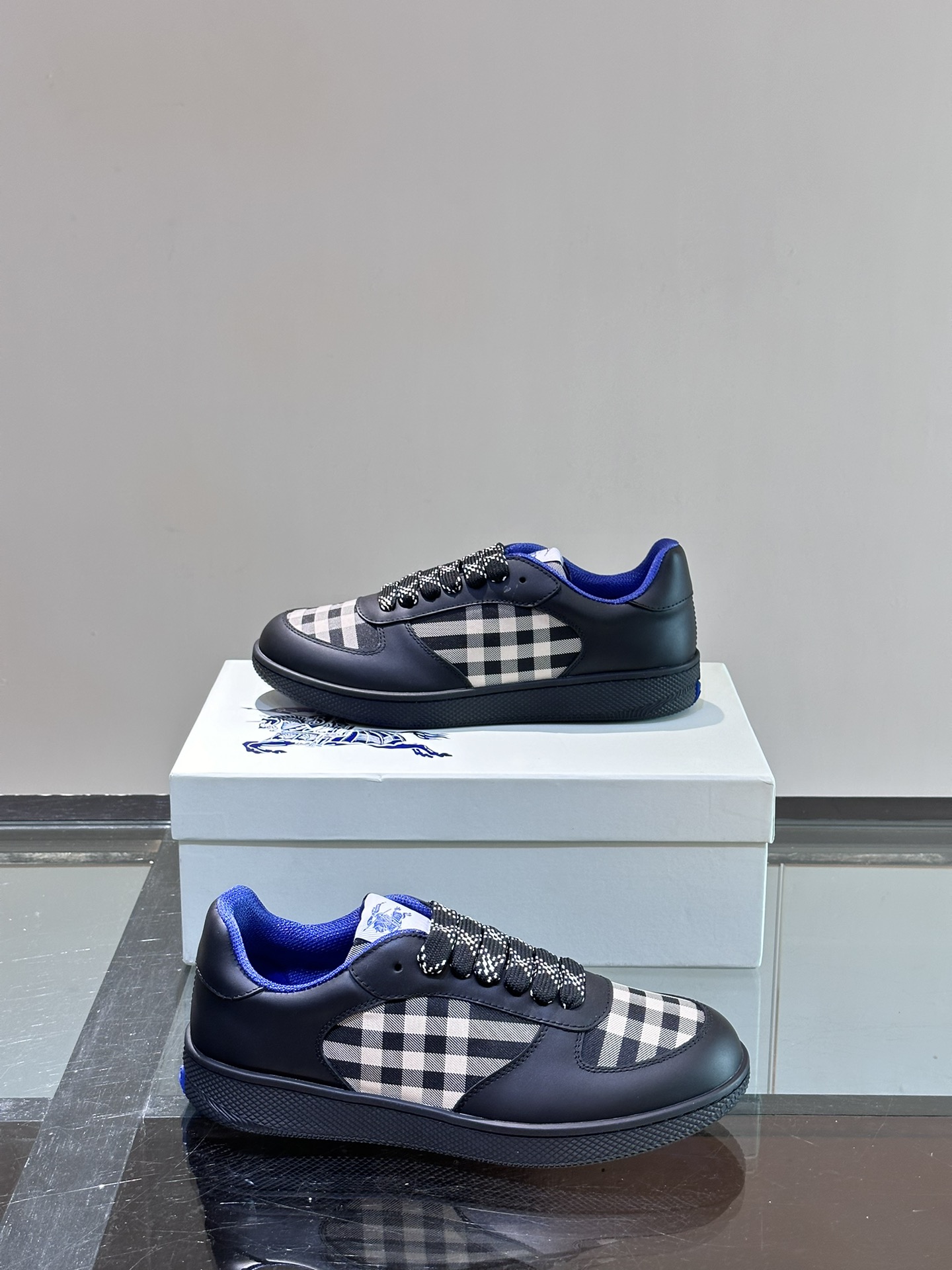 Burberry shoe