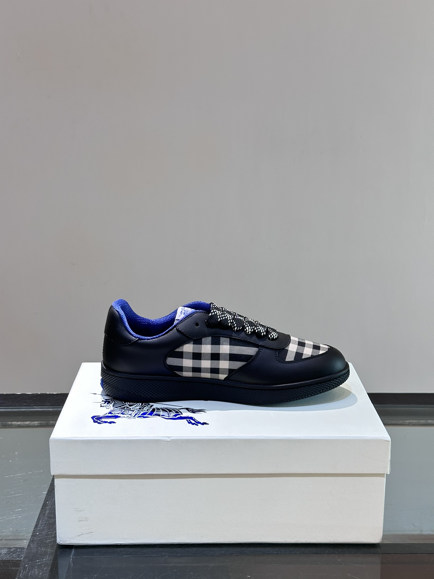 Burberry shoe