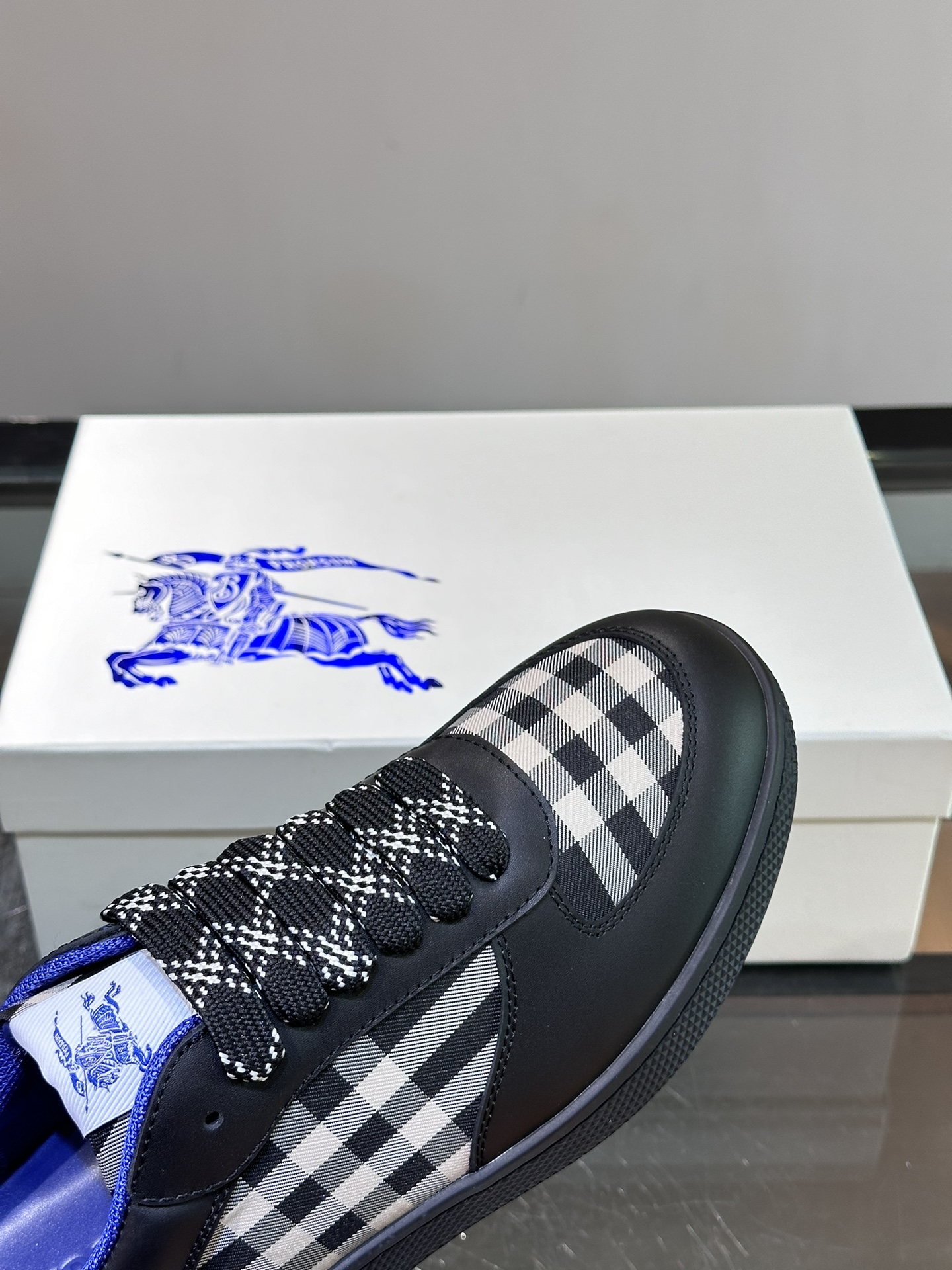 Burberry shoe