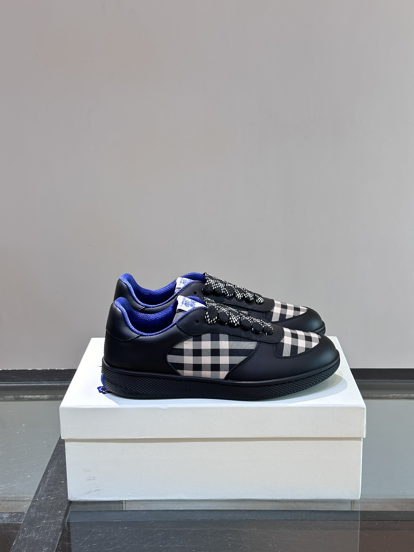 Burberry shoe