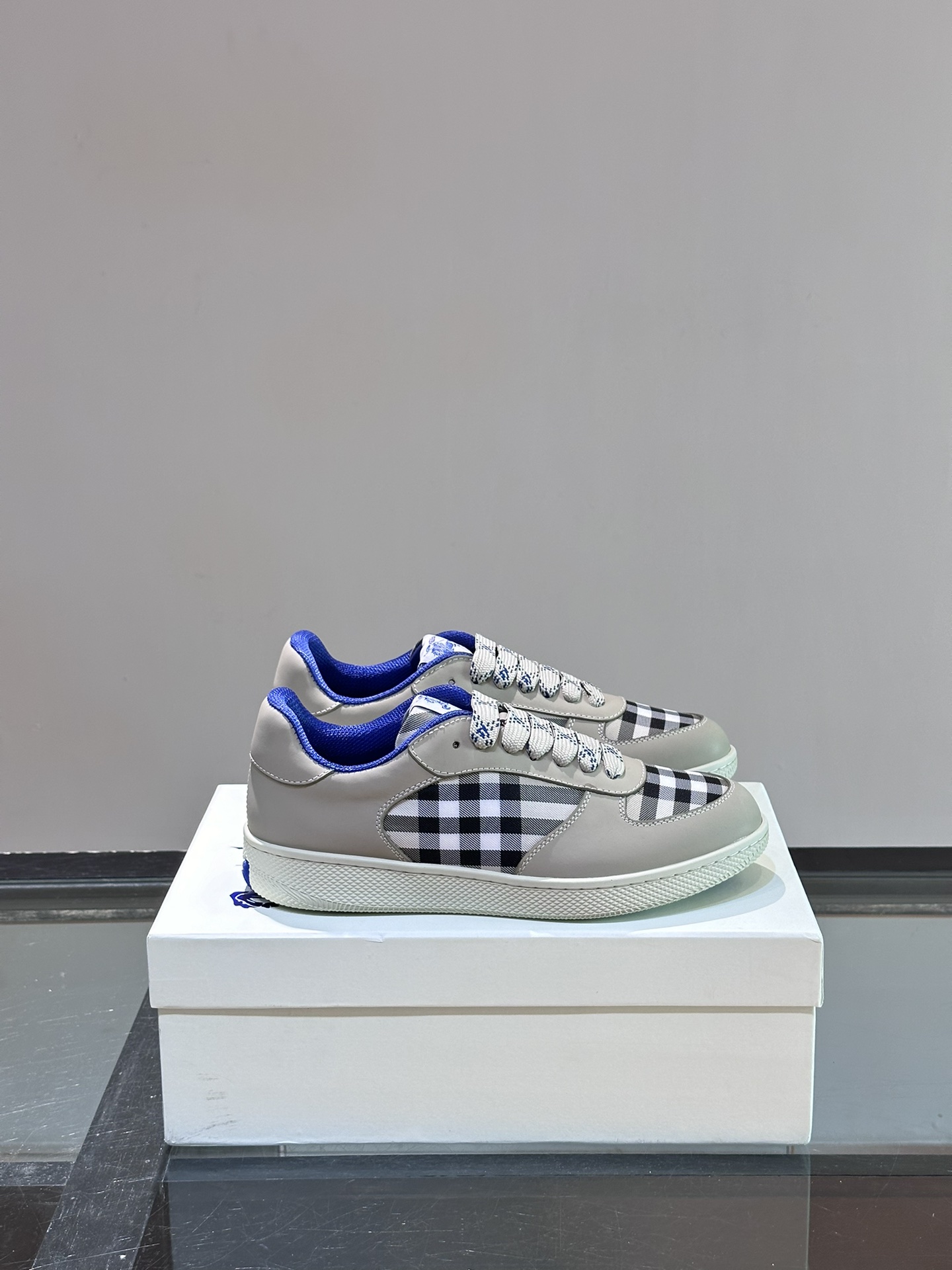 Burberry shoe