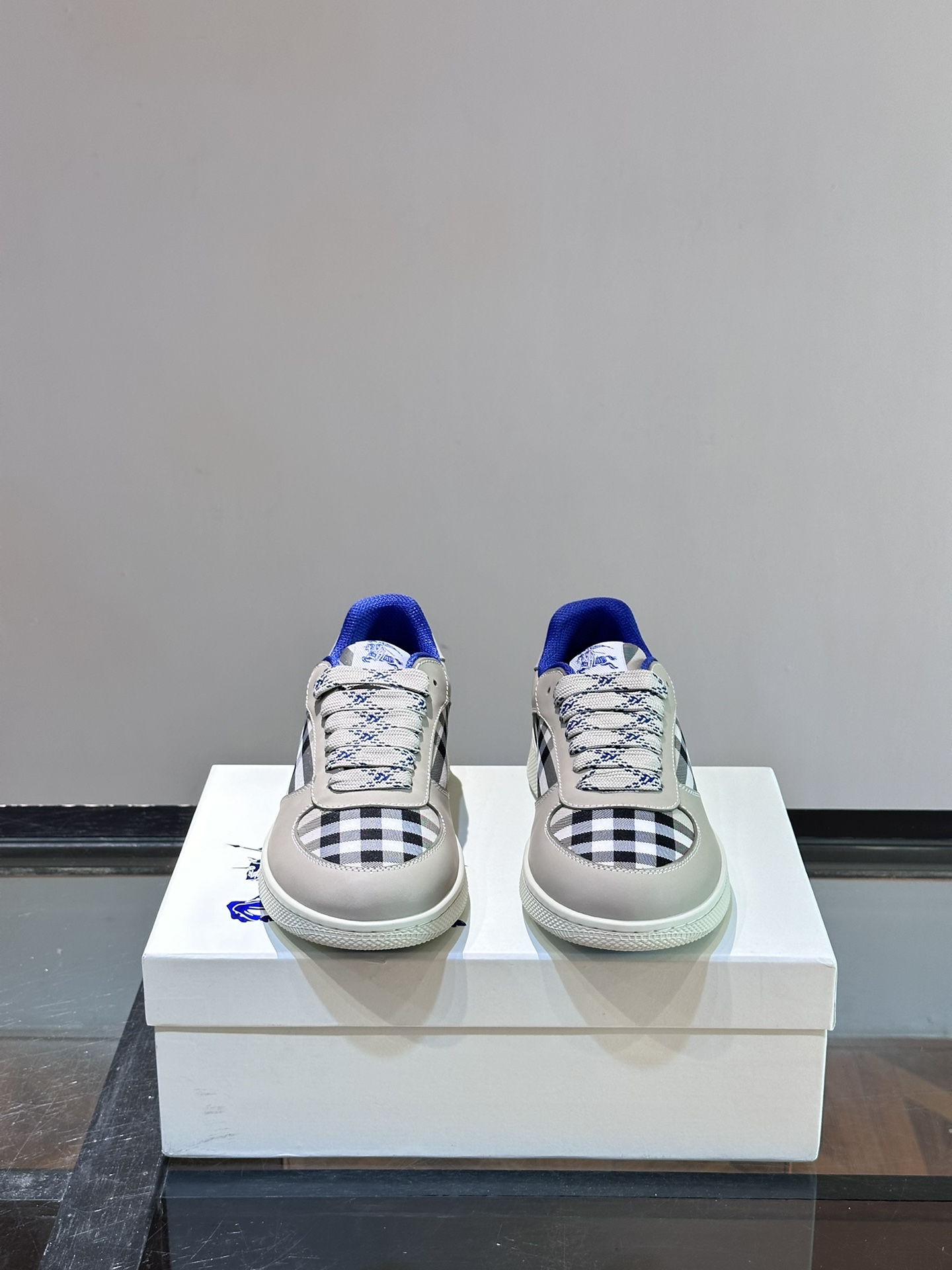 Burberry shoe