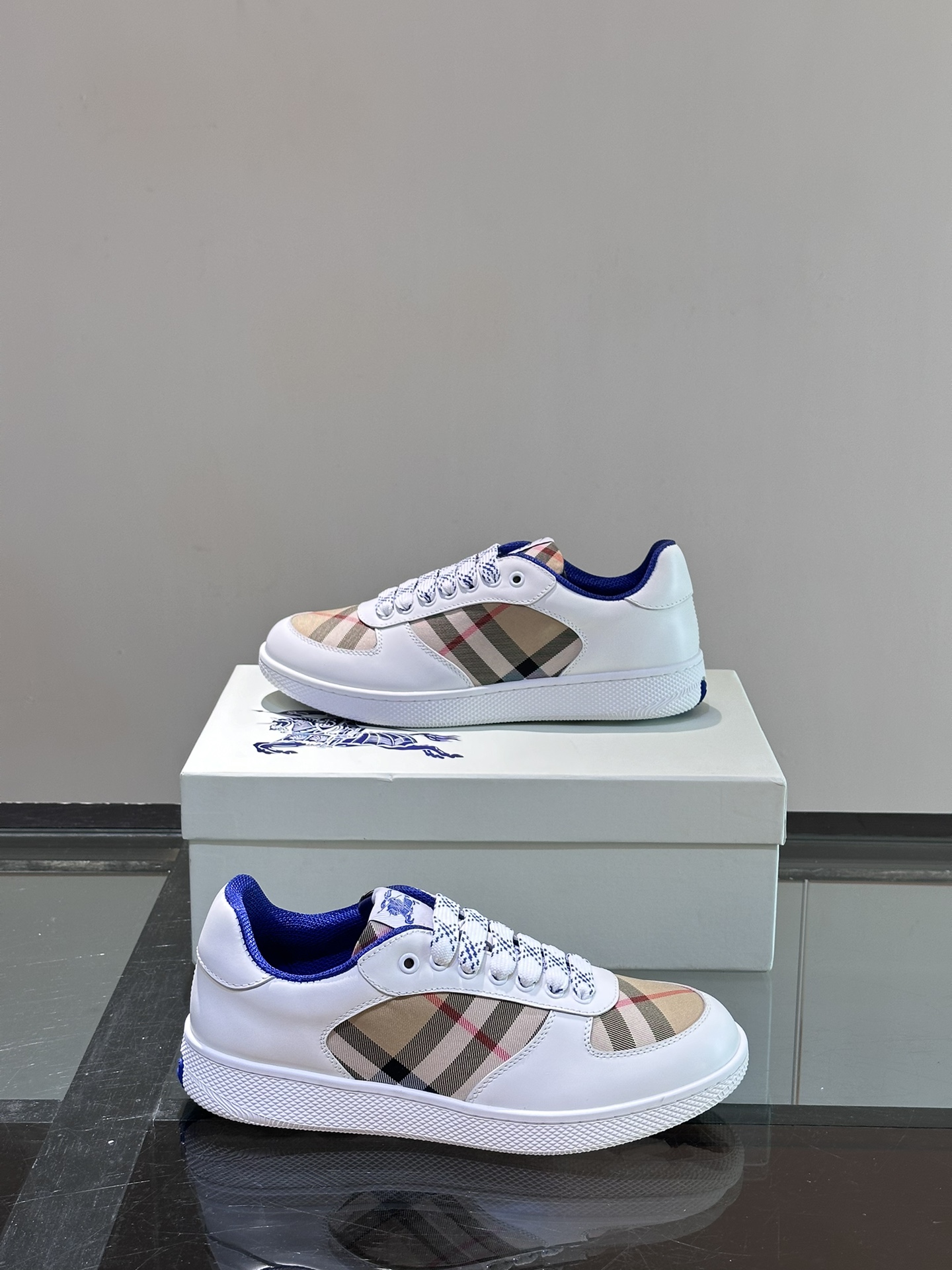 Burberry shoe