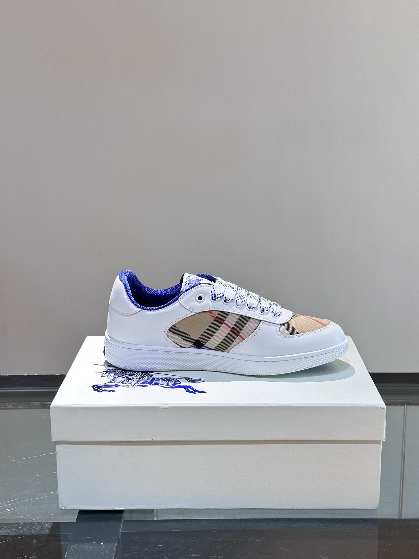 Burberry shoe
