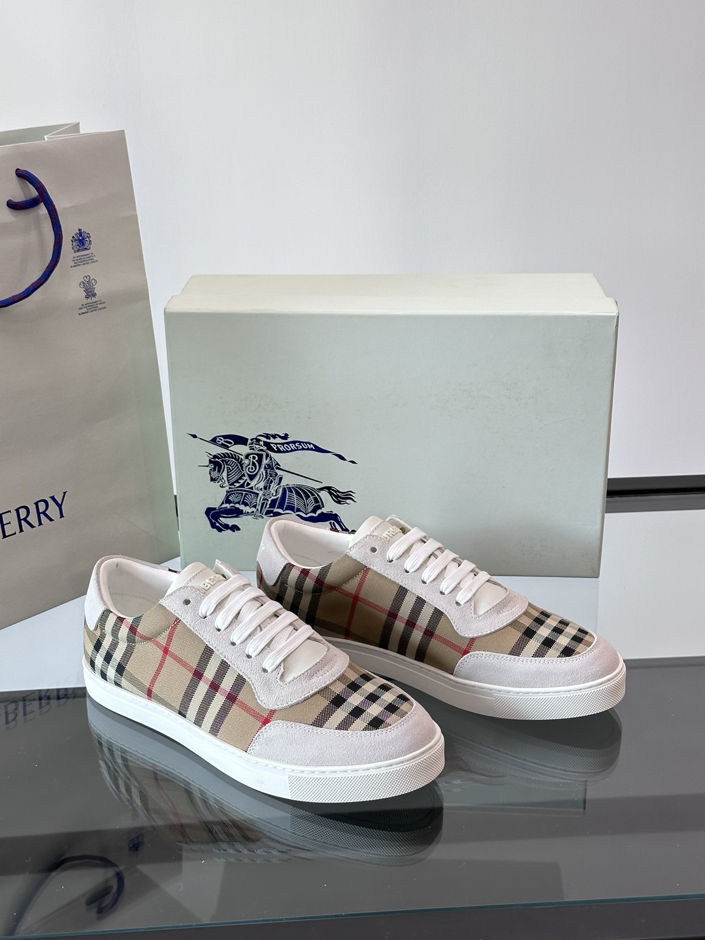 Burberry shoe