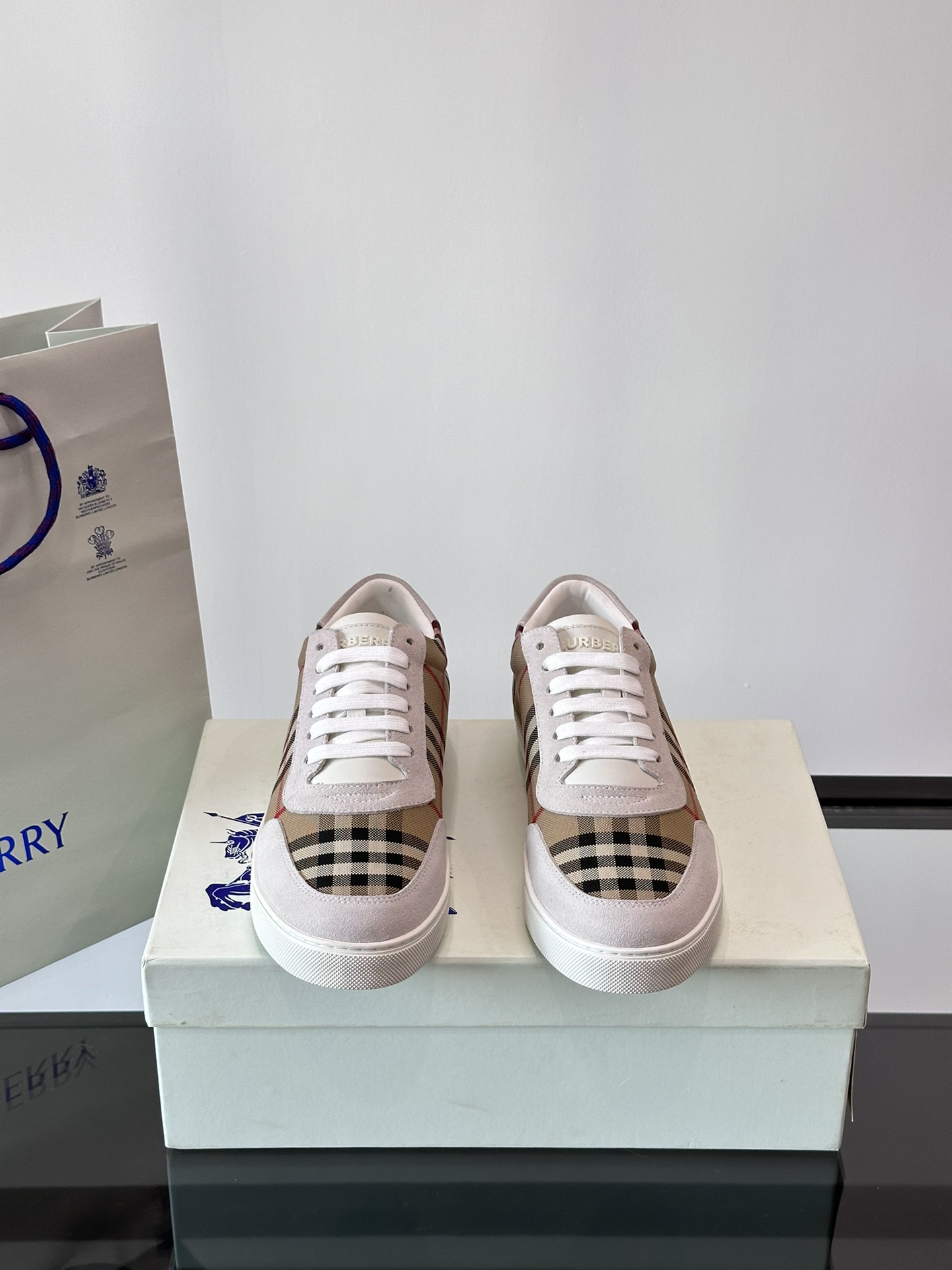 Burberry shoe