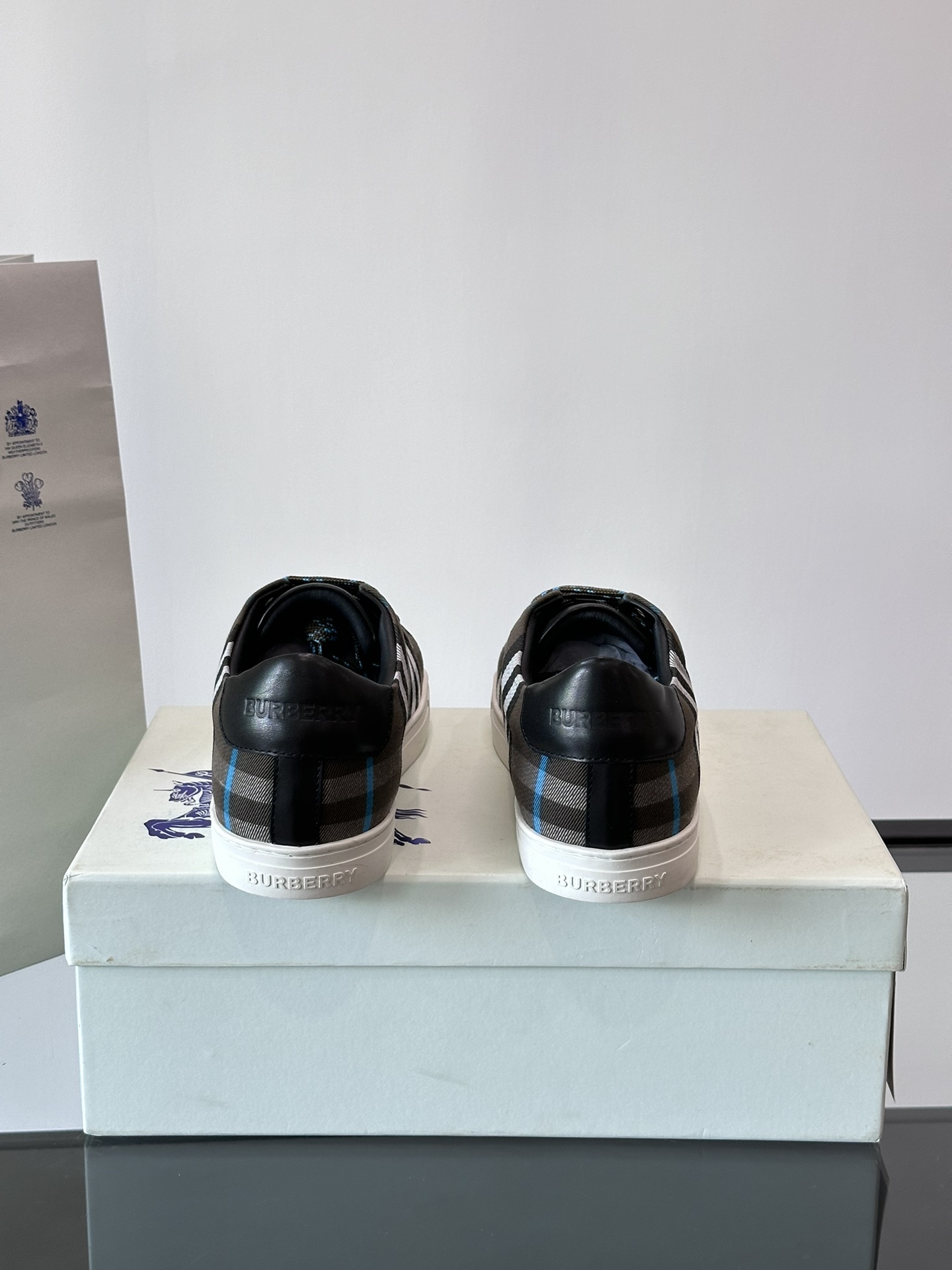 Burberry shoe