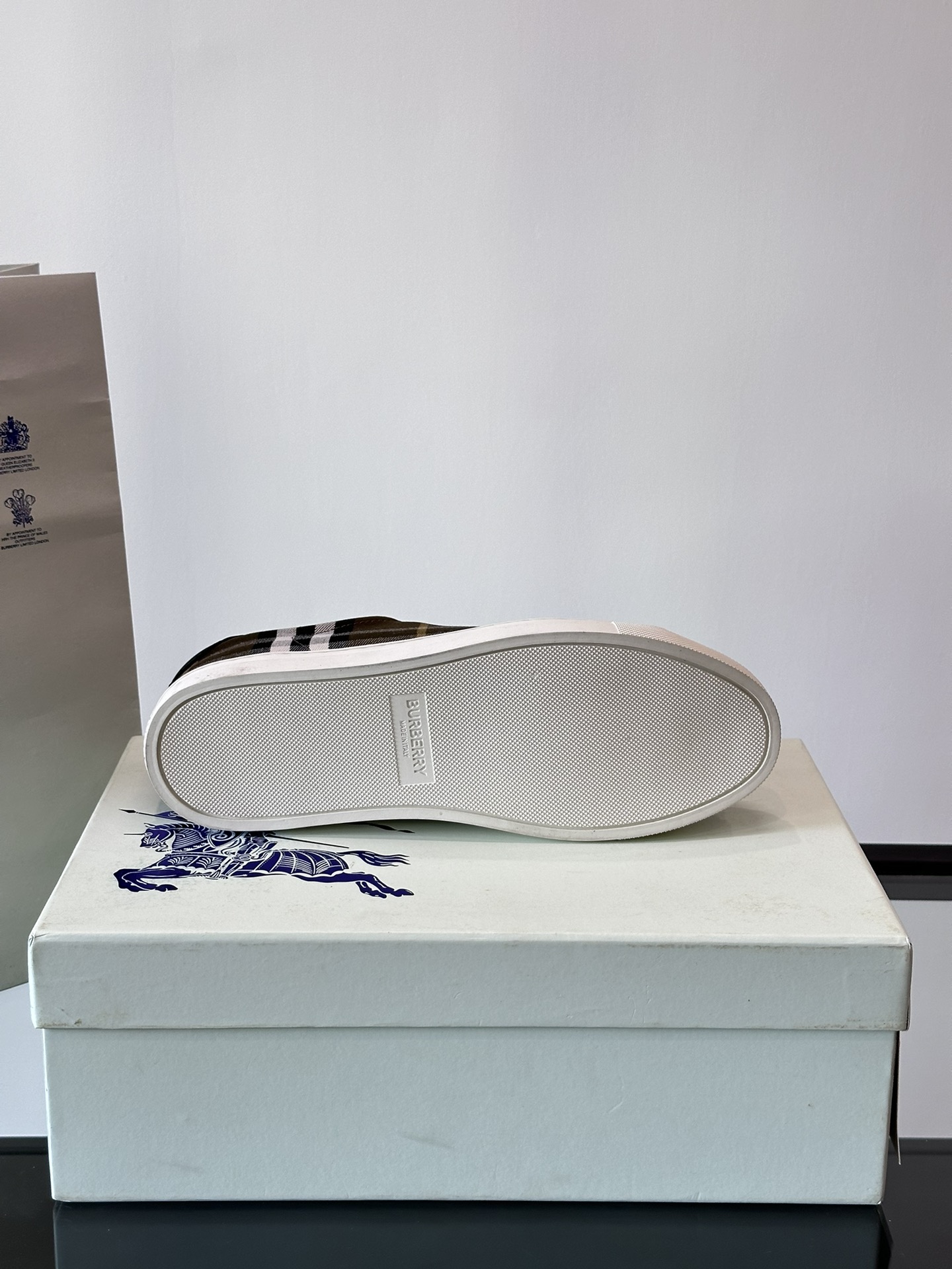 Burberry shoe