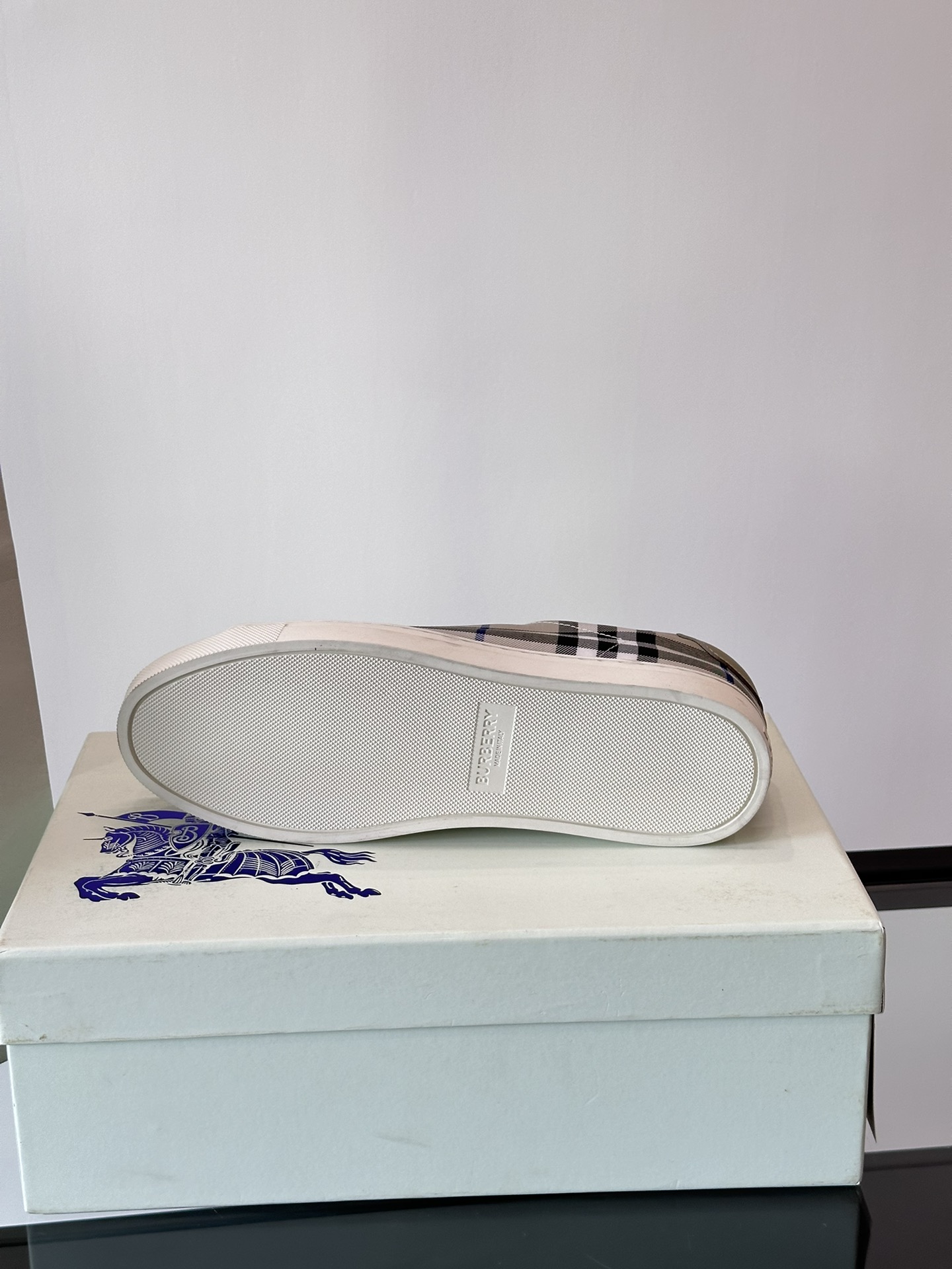 Burberry shoe