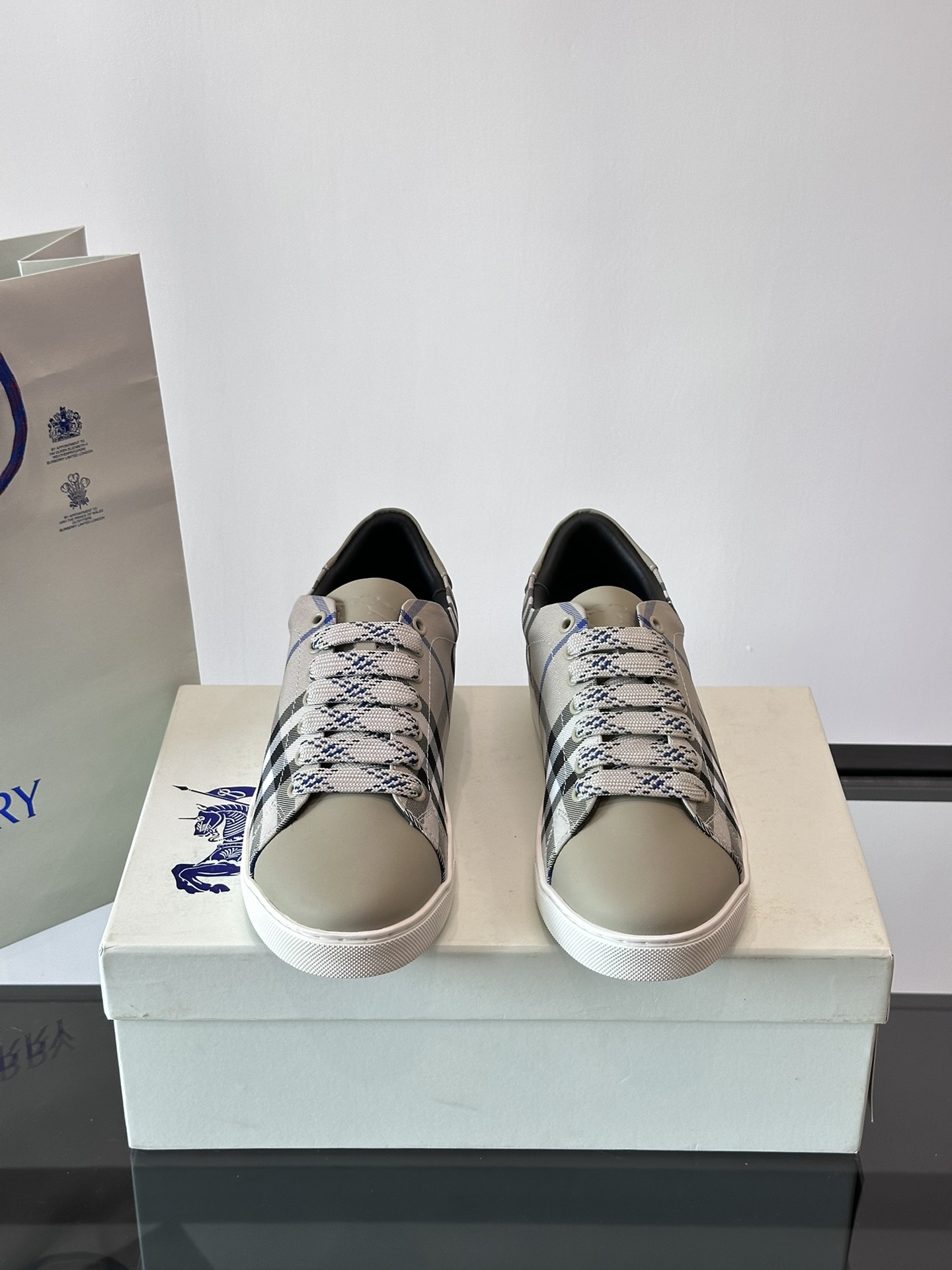 Burberry shoe