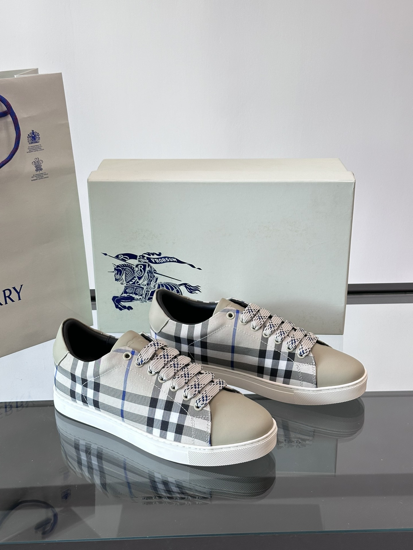 Burberry shoe