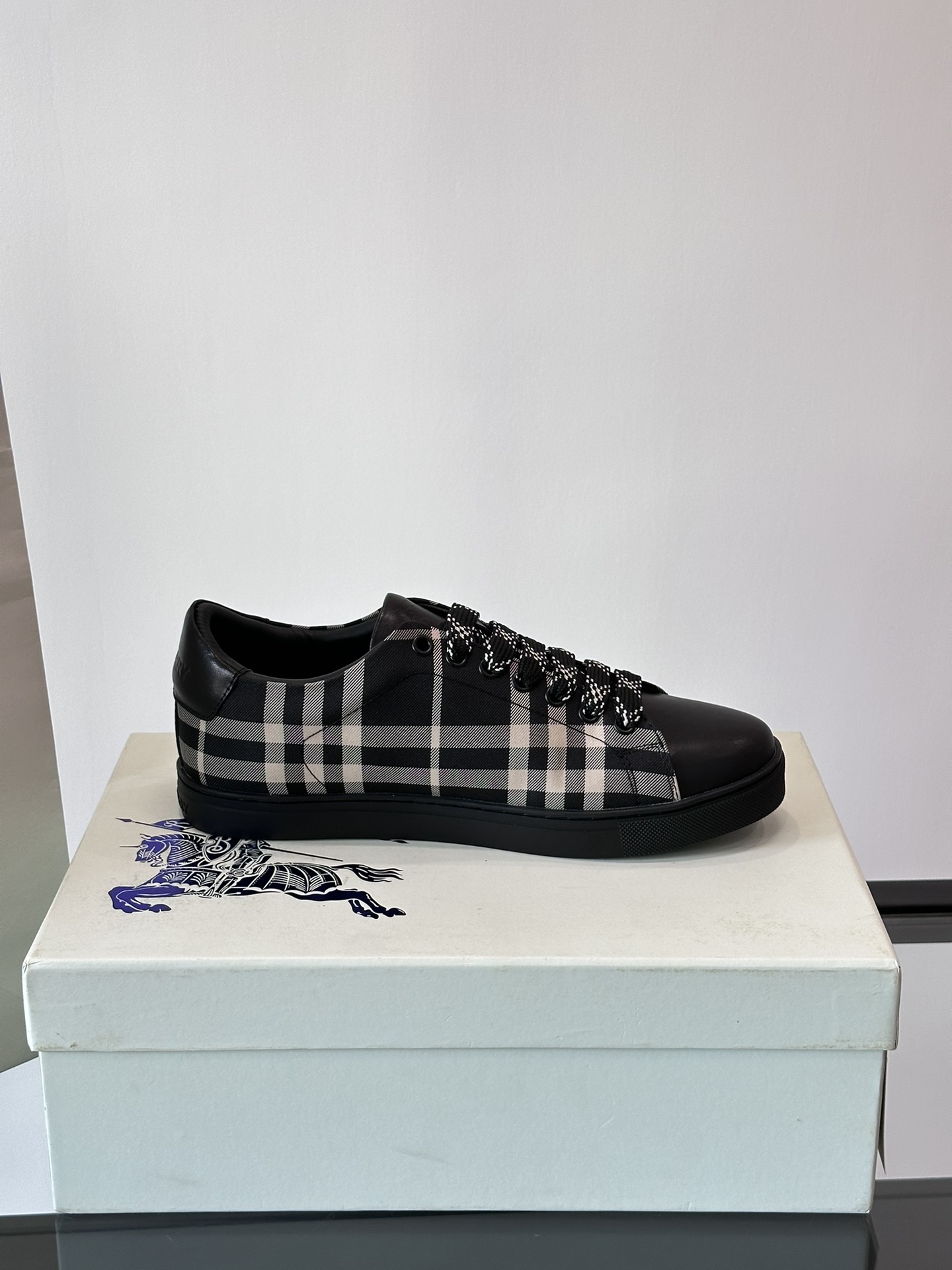 Burberry shoe