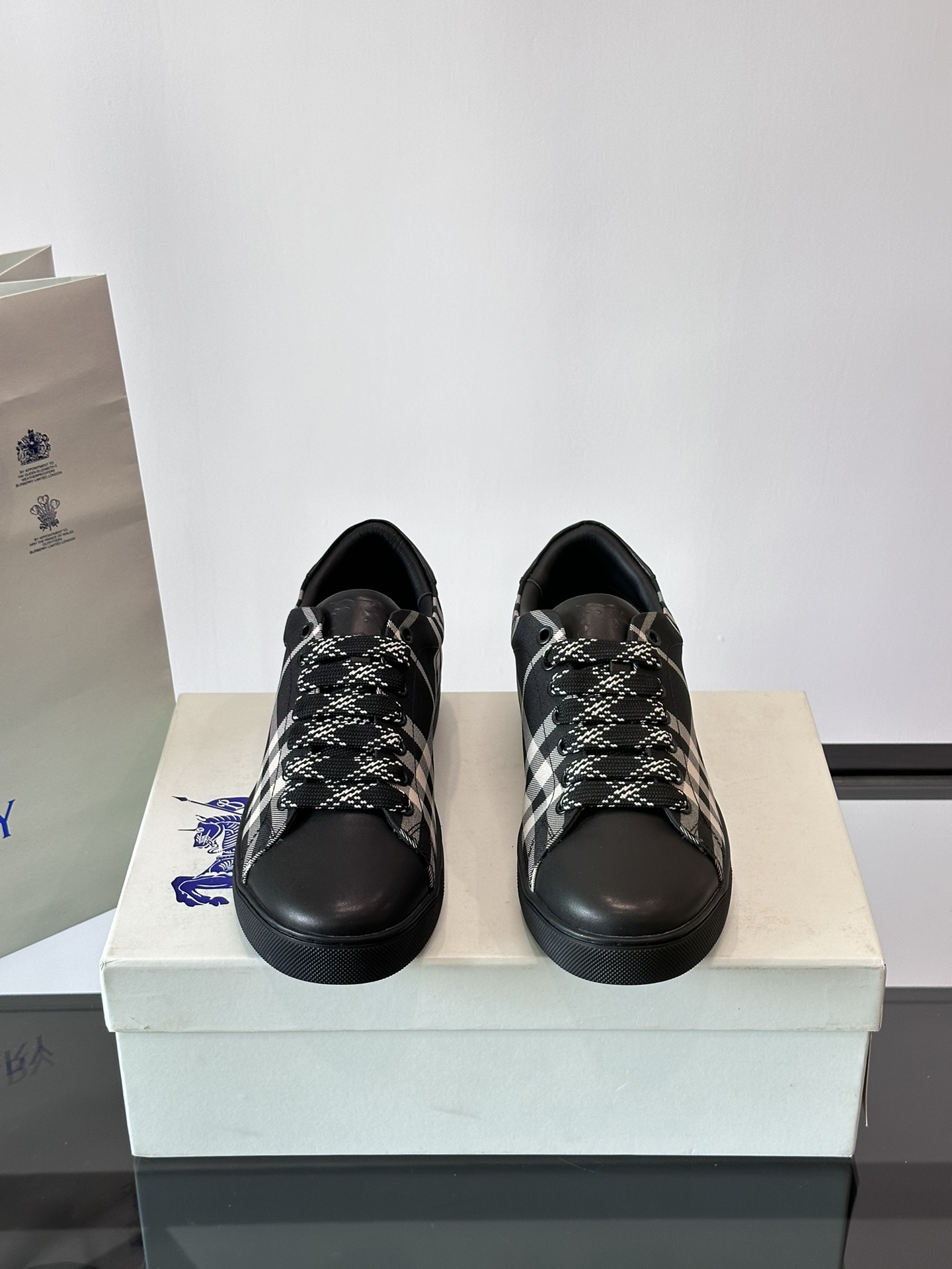Burberry shoe