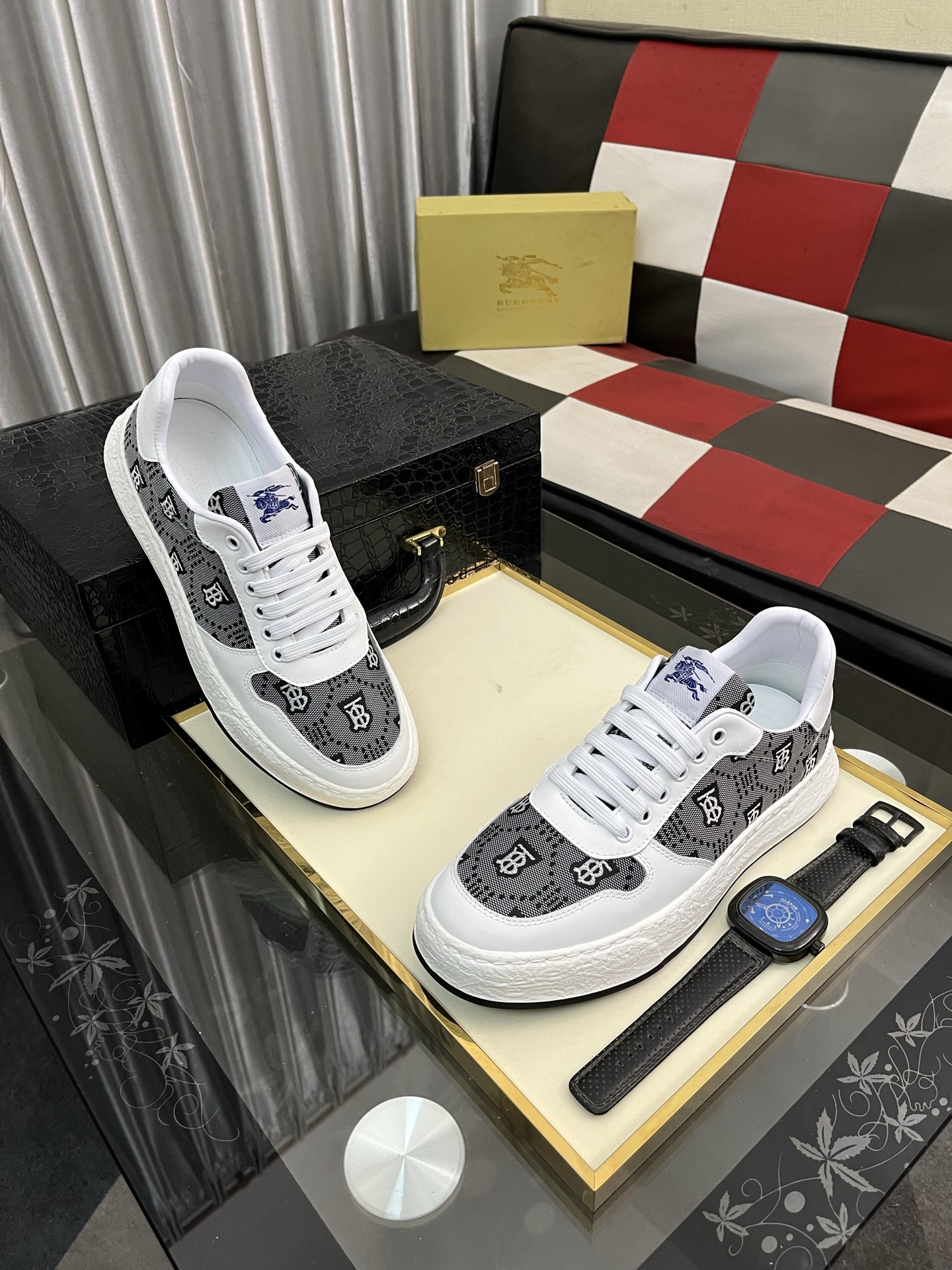 Burberry shoe