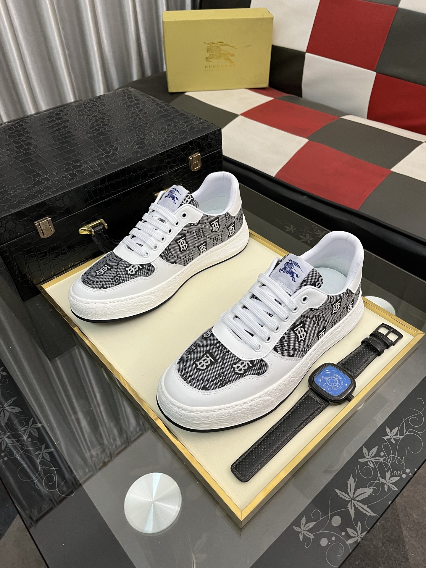 Burberry shoe