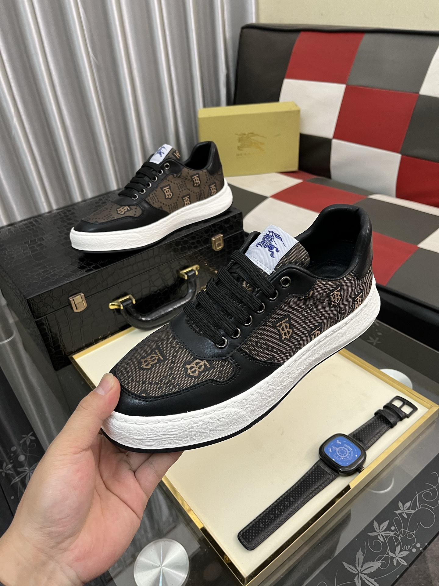 Burberry shoe