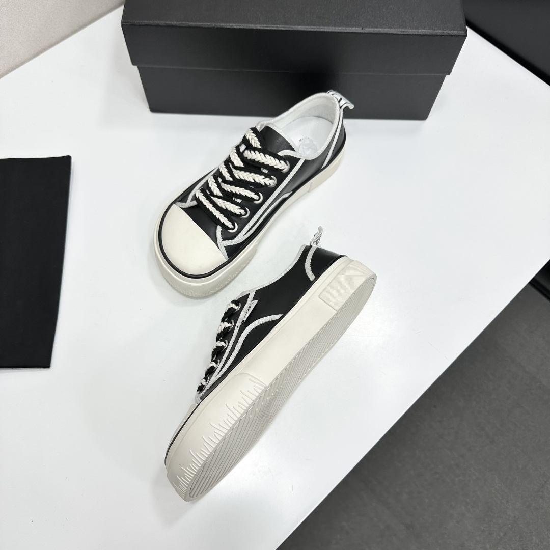 Chanel shoe