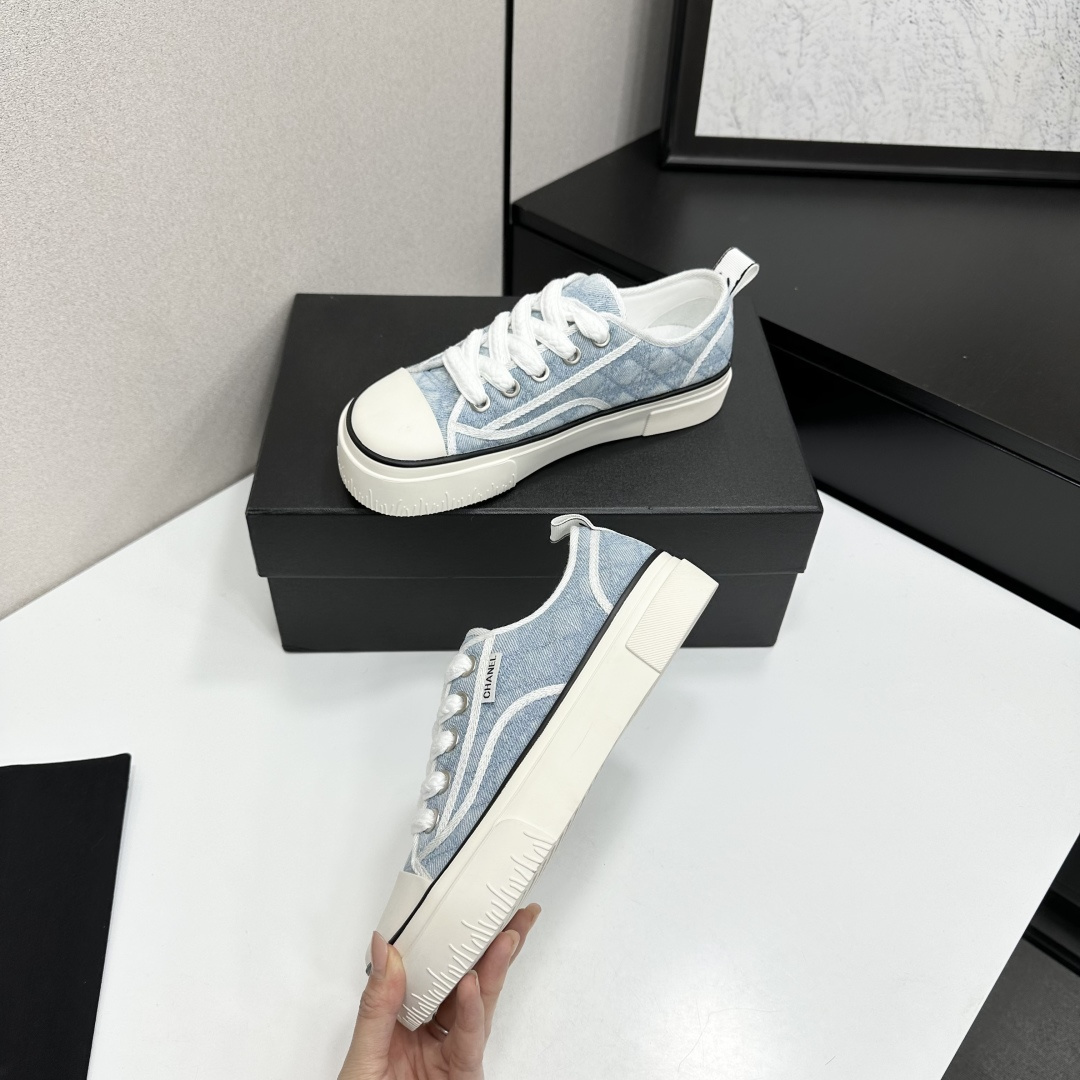 Chanel shoe
