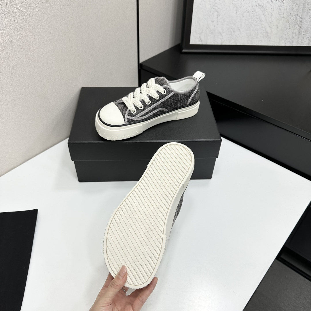 Chanel shoe
