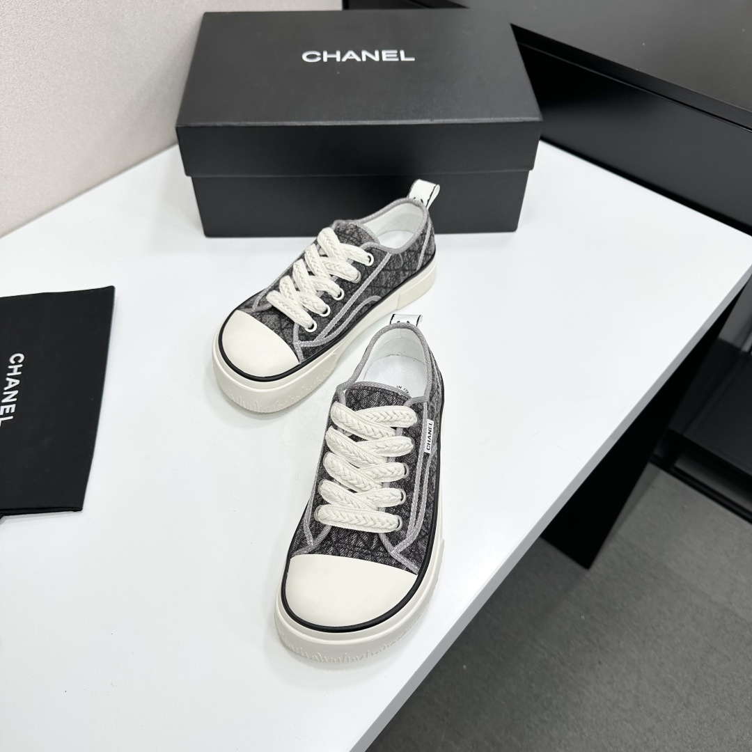 Chanel shoe