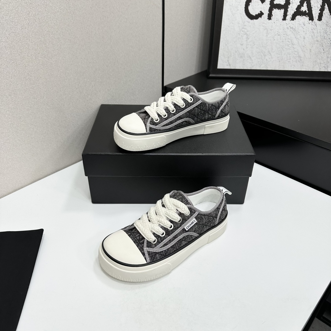Chanel shoe