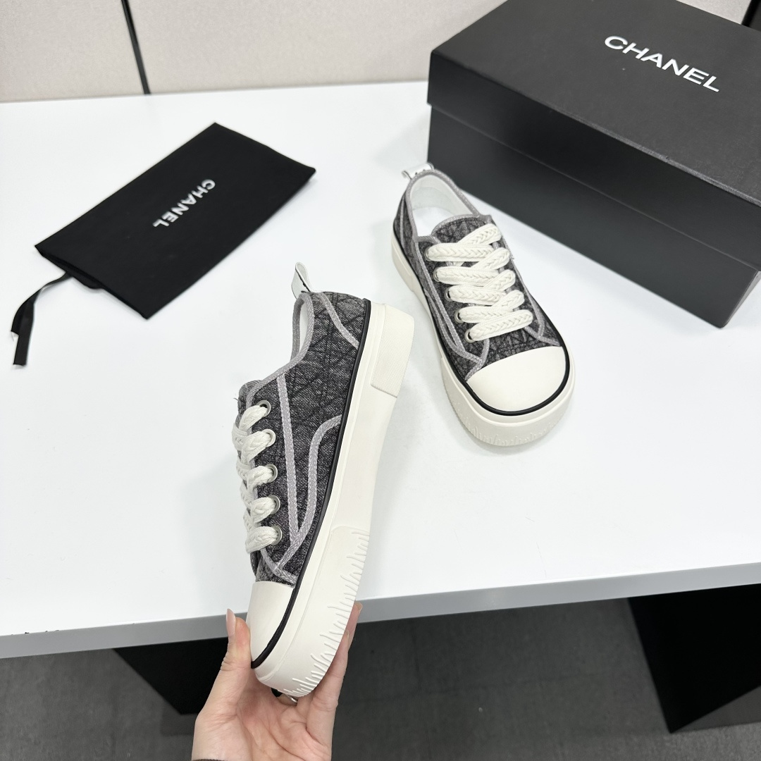 Chanel shoe