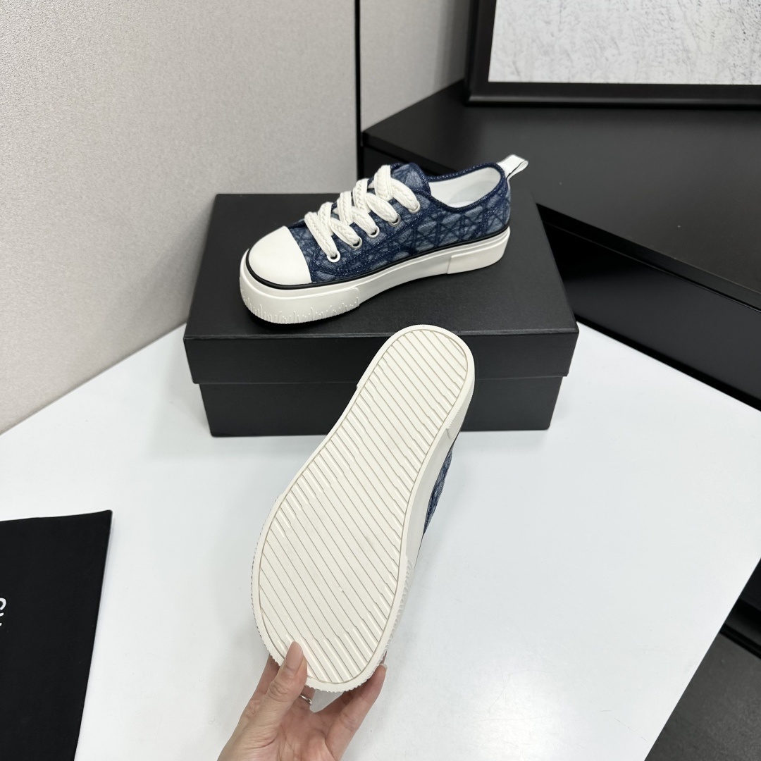 Chanel shoe