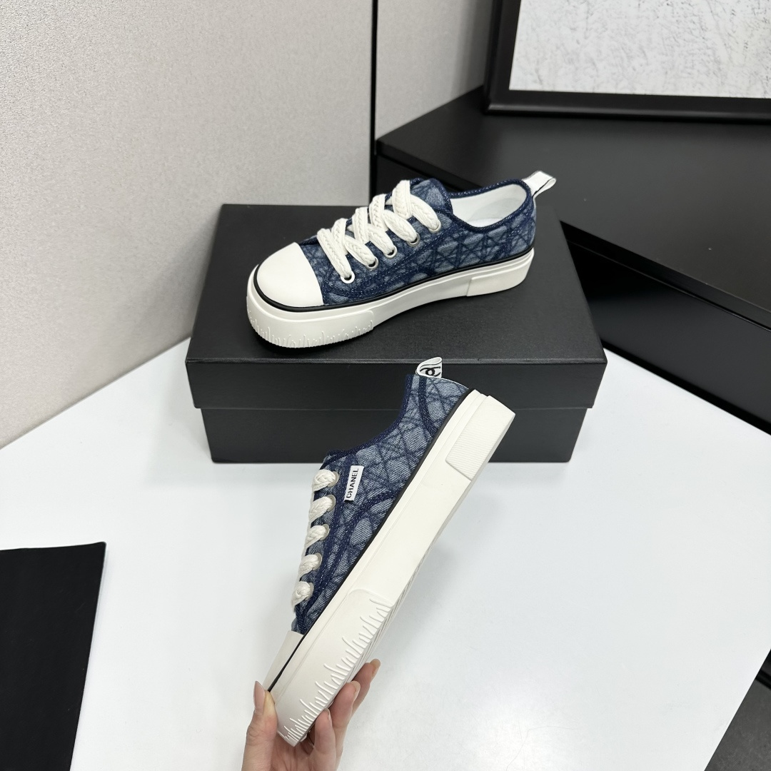 Chanel shoe