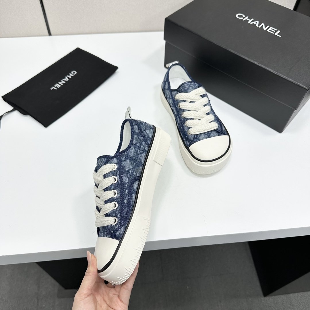 Chanel shoe