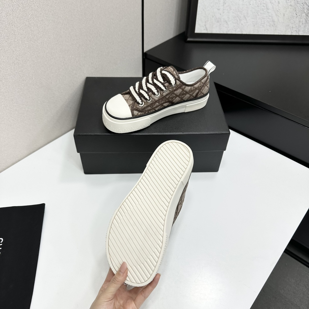 Chanel shoe