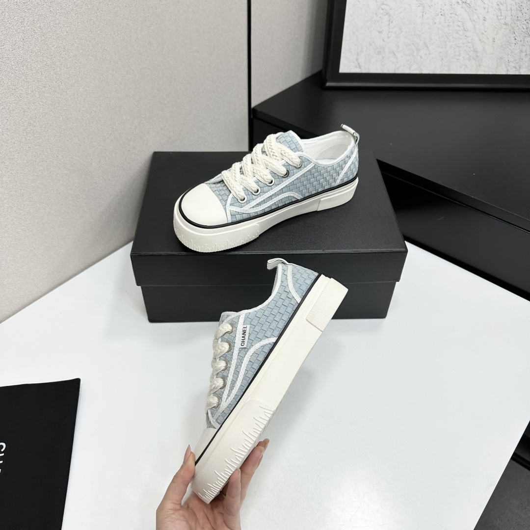 Chanel shoe
