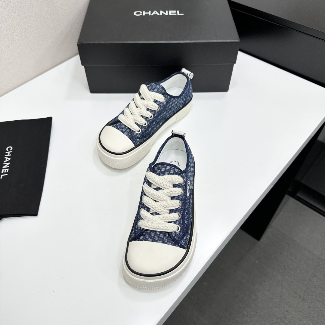 Chanel shoe