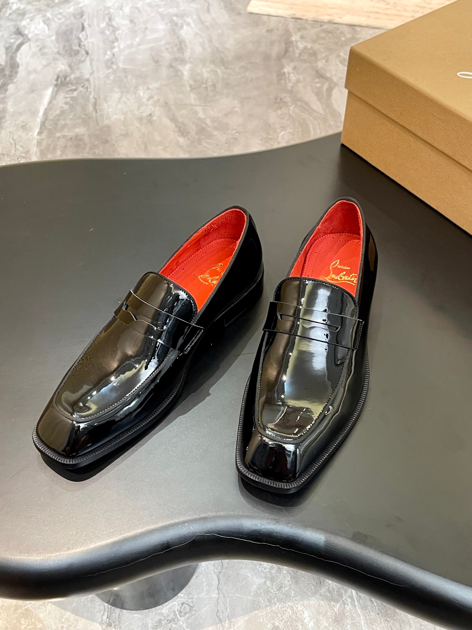 Cistian Louboutin