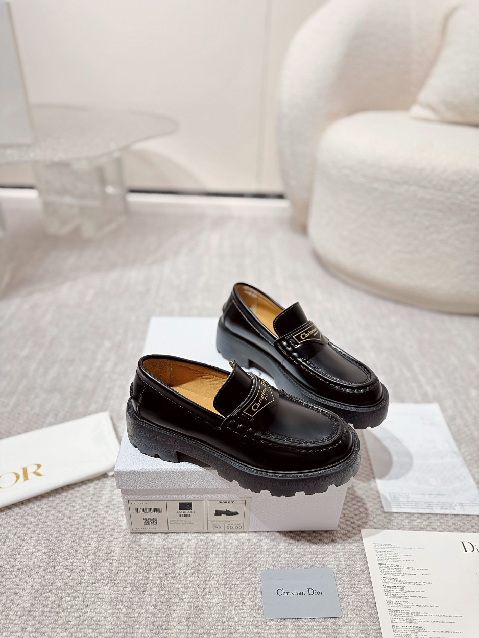 Cistian Louboutin