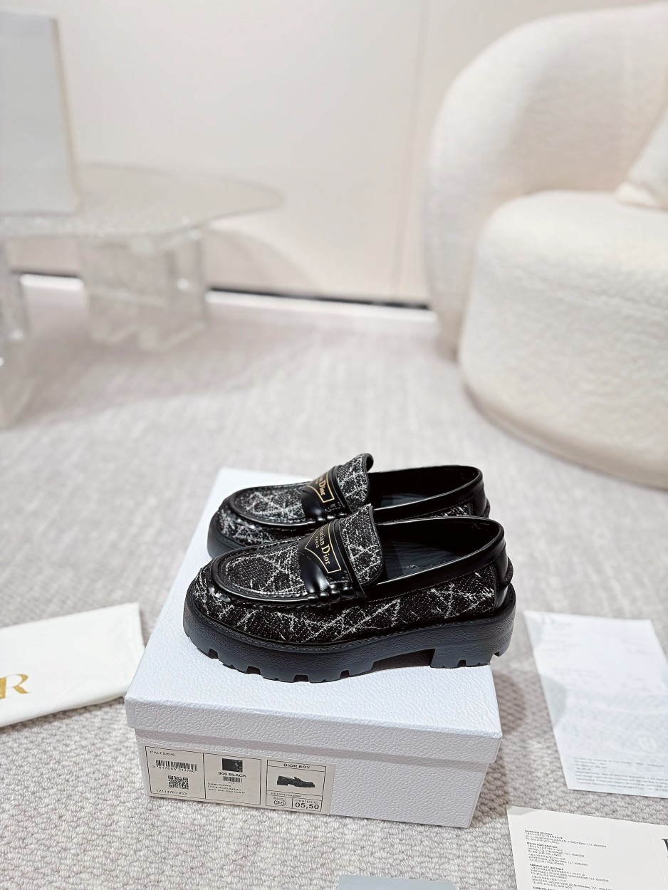 Cistian Louboutin