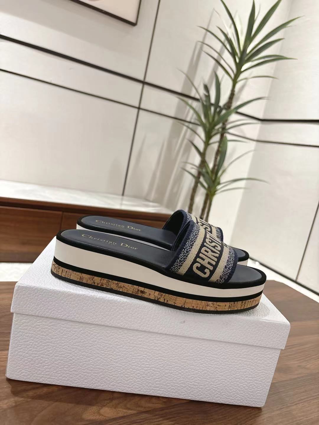 Cistian Louboutin