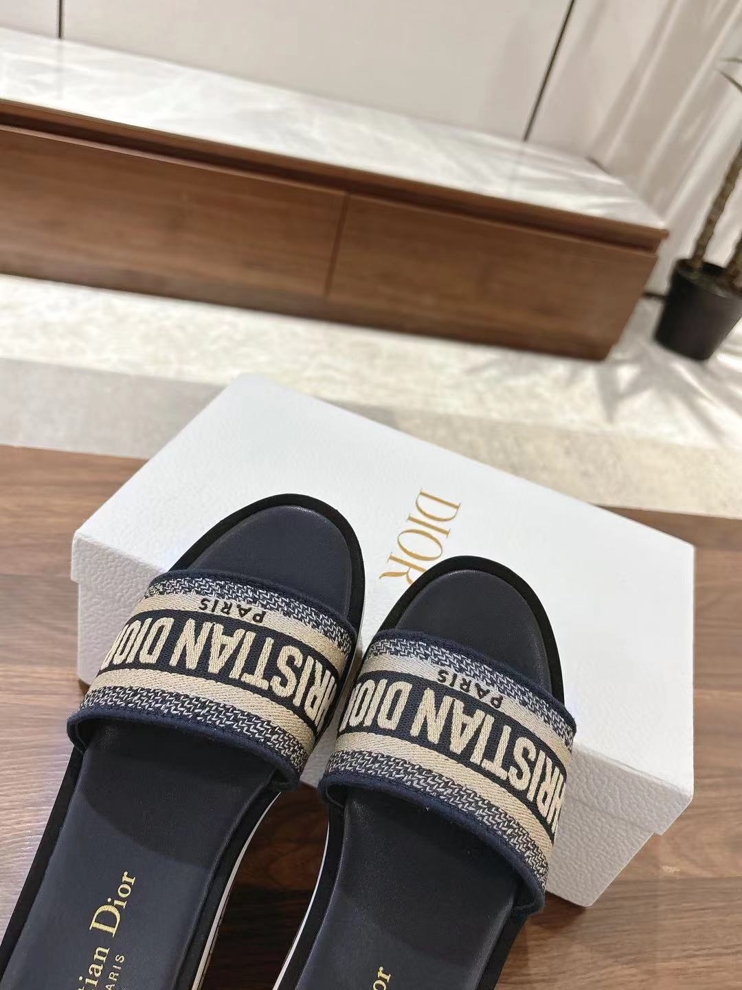 Cistian Louboutin