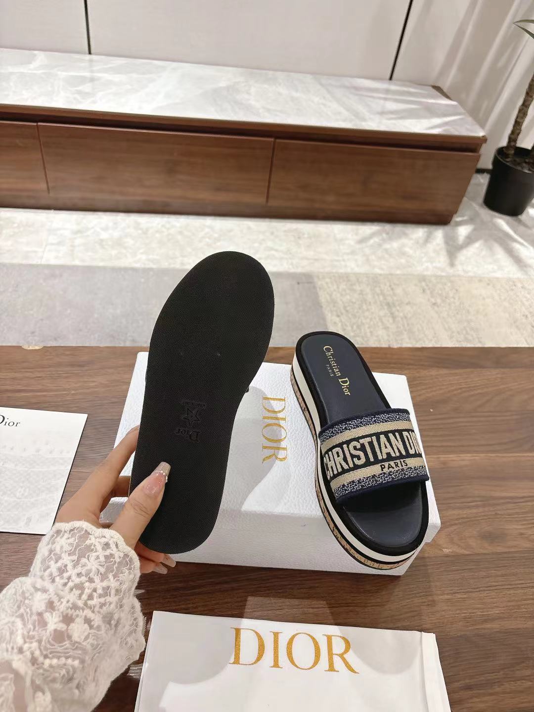 Cistian Louboutin