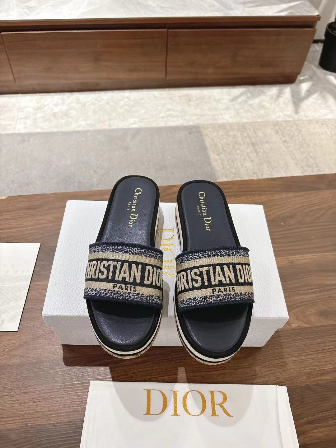 Cistian Louboutin