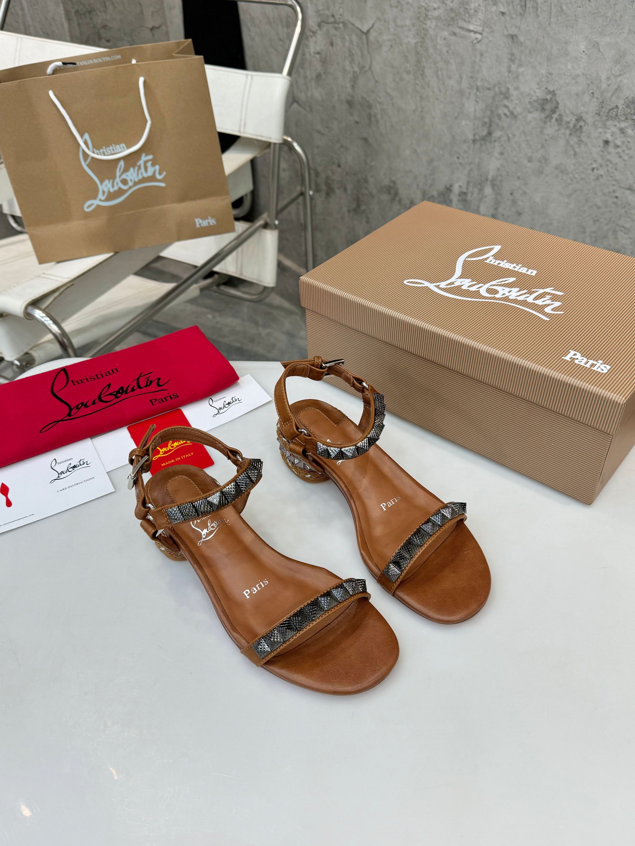 Cistian Louboutin