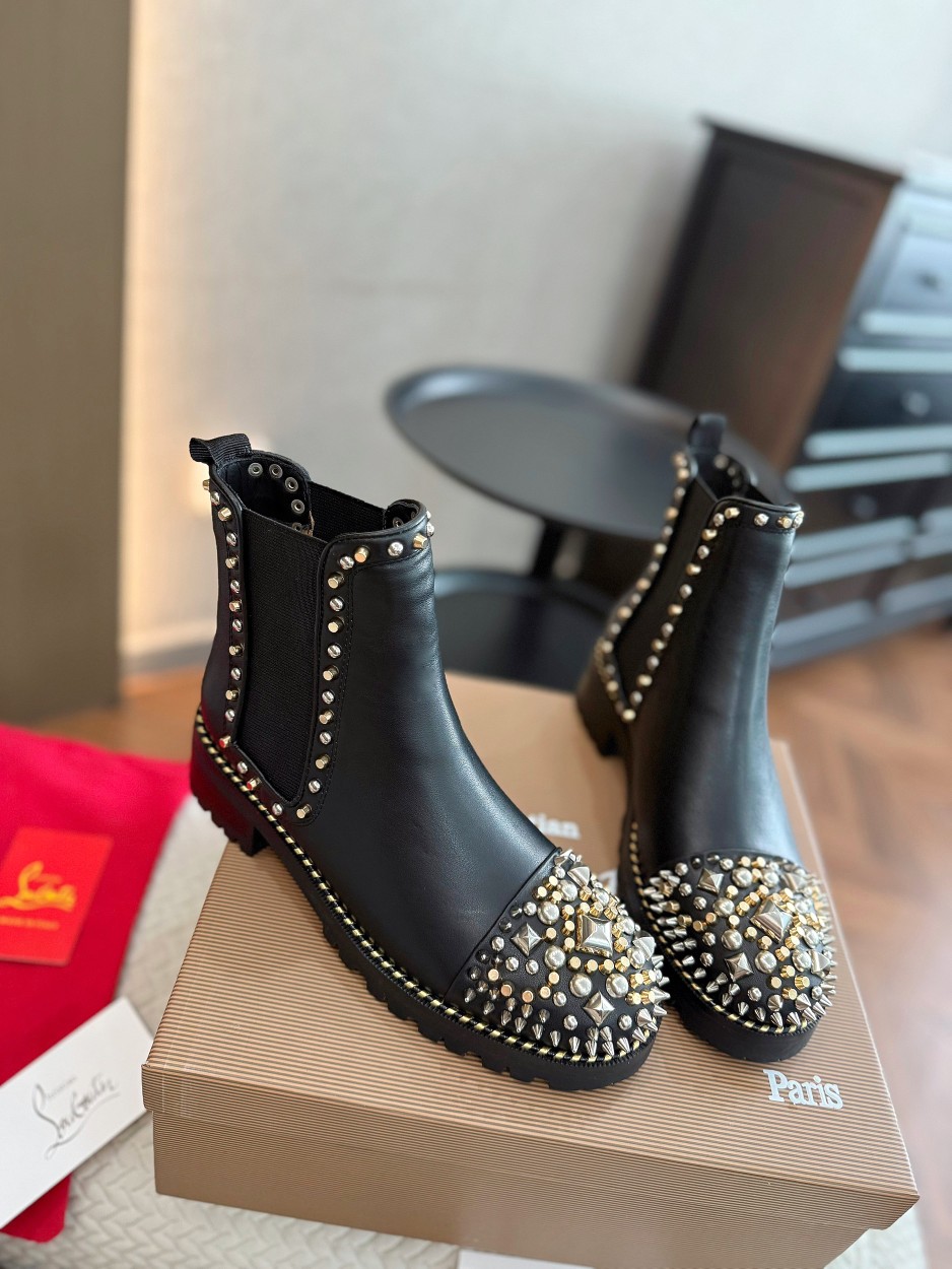 Cistian Louboutin