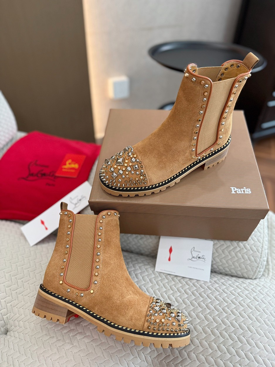 Cistian Louboutin