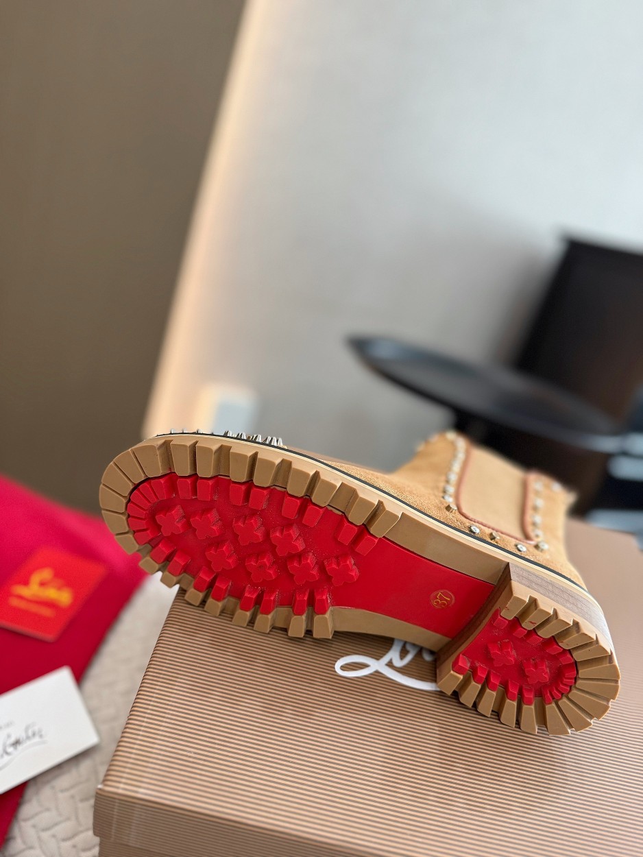 Cistian Louboutin
